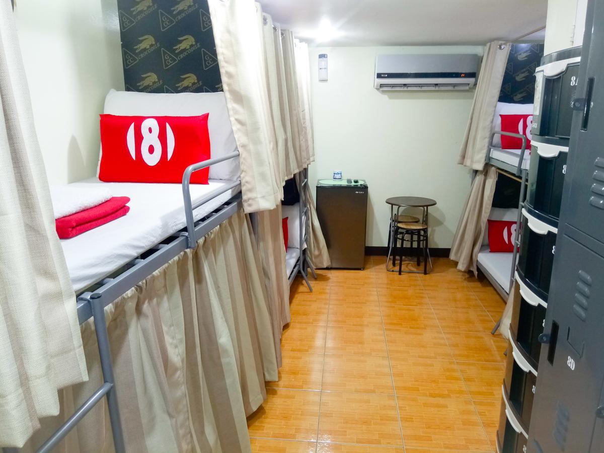 8Hostel Manila Zewnętrze zdjęcie